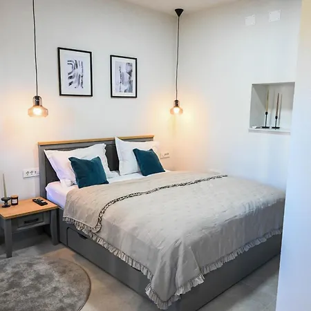 4-star Design Bubamara Apartament