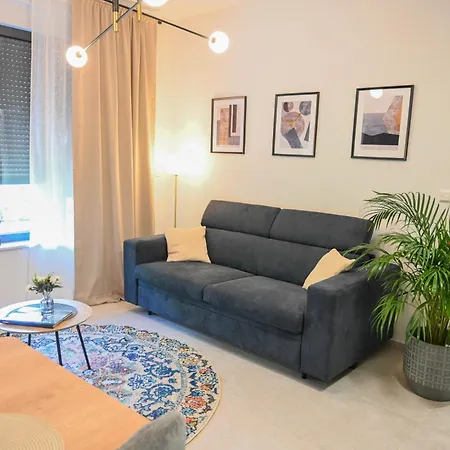 Appartamento 4-star Design Bubamara
